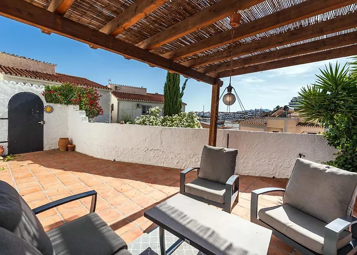 Paco Romo Apartmán *